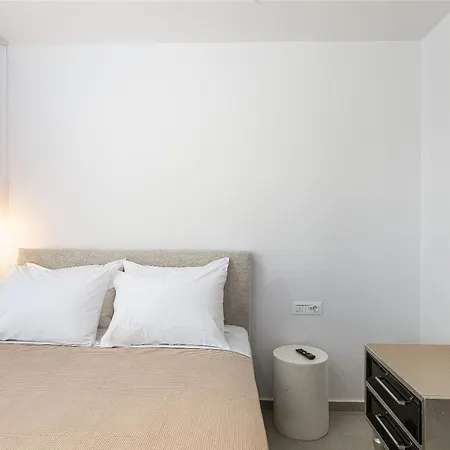 Solianna Aparthotel 3*